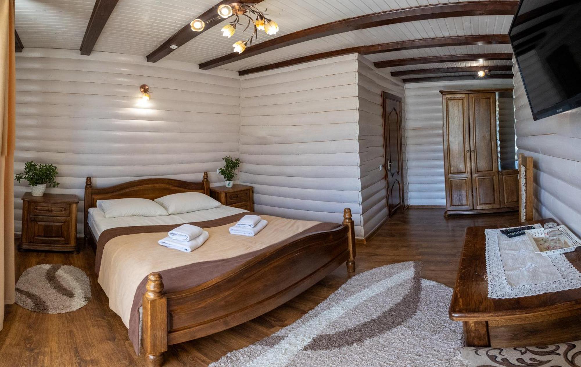 Villa Anet Palyanytsya Buitenkant foto
