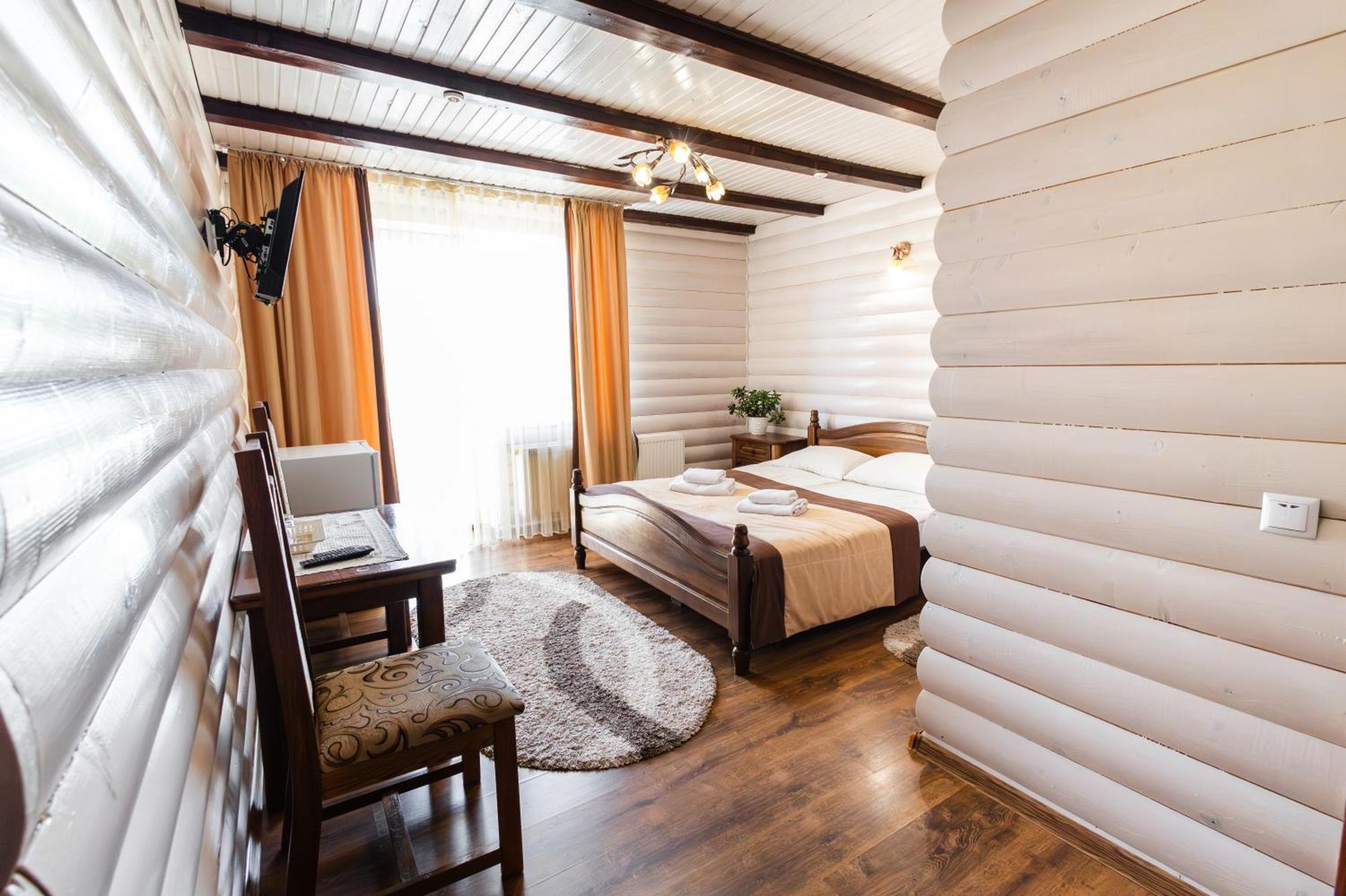Villa Anet Palyanytsya Buitenkant foto