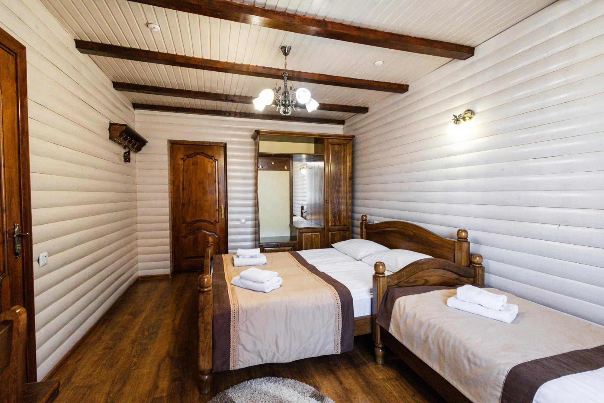Villa Anet Palyanytsya Buitenkant foto