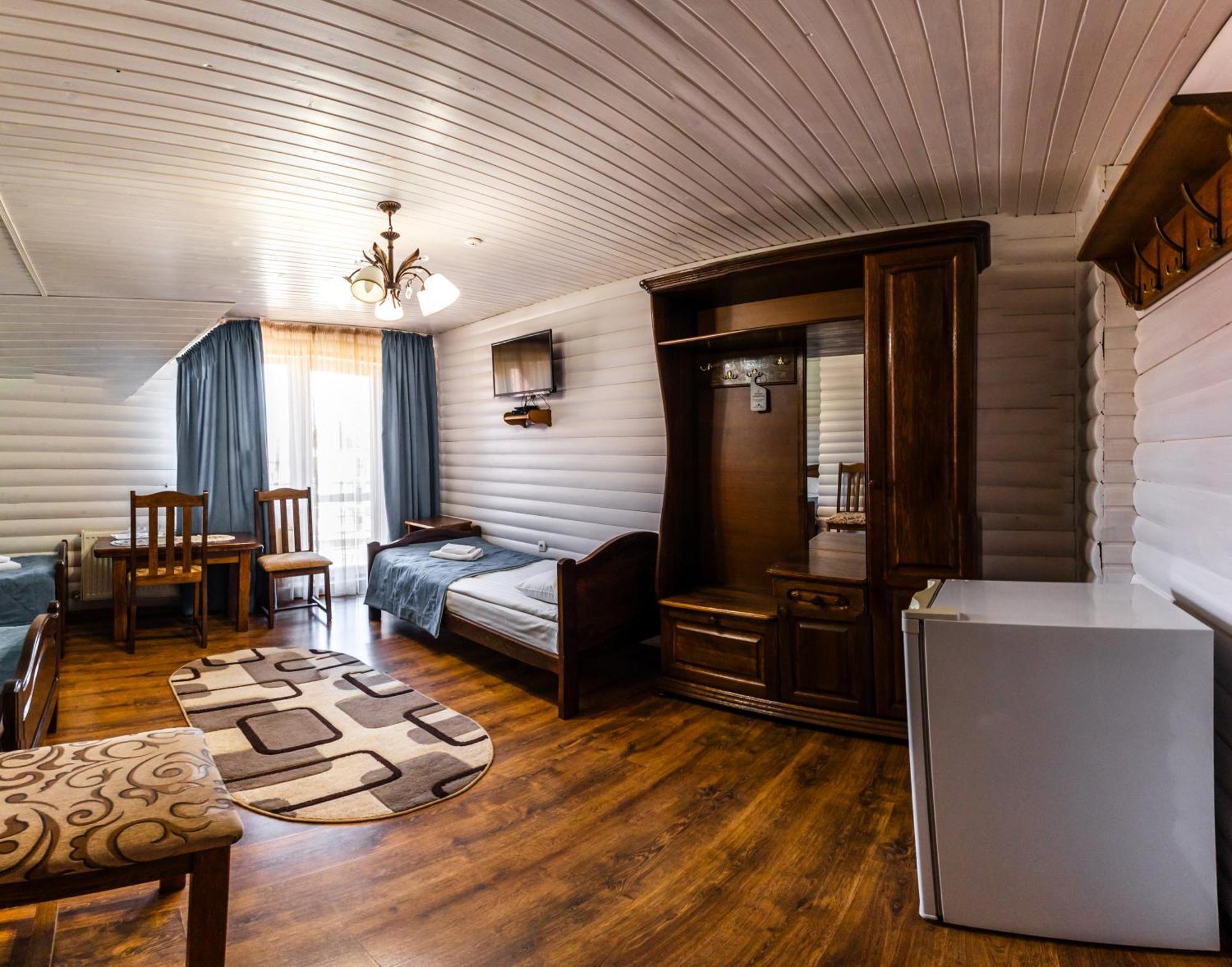 Villa Anet Palyanytsya Buitenkant foto