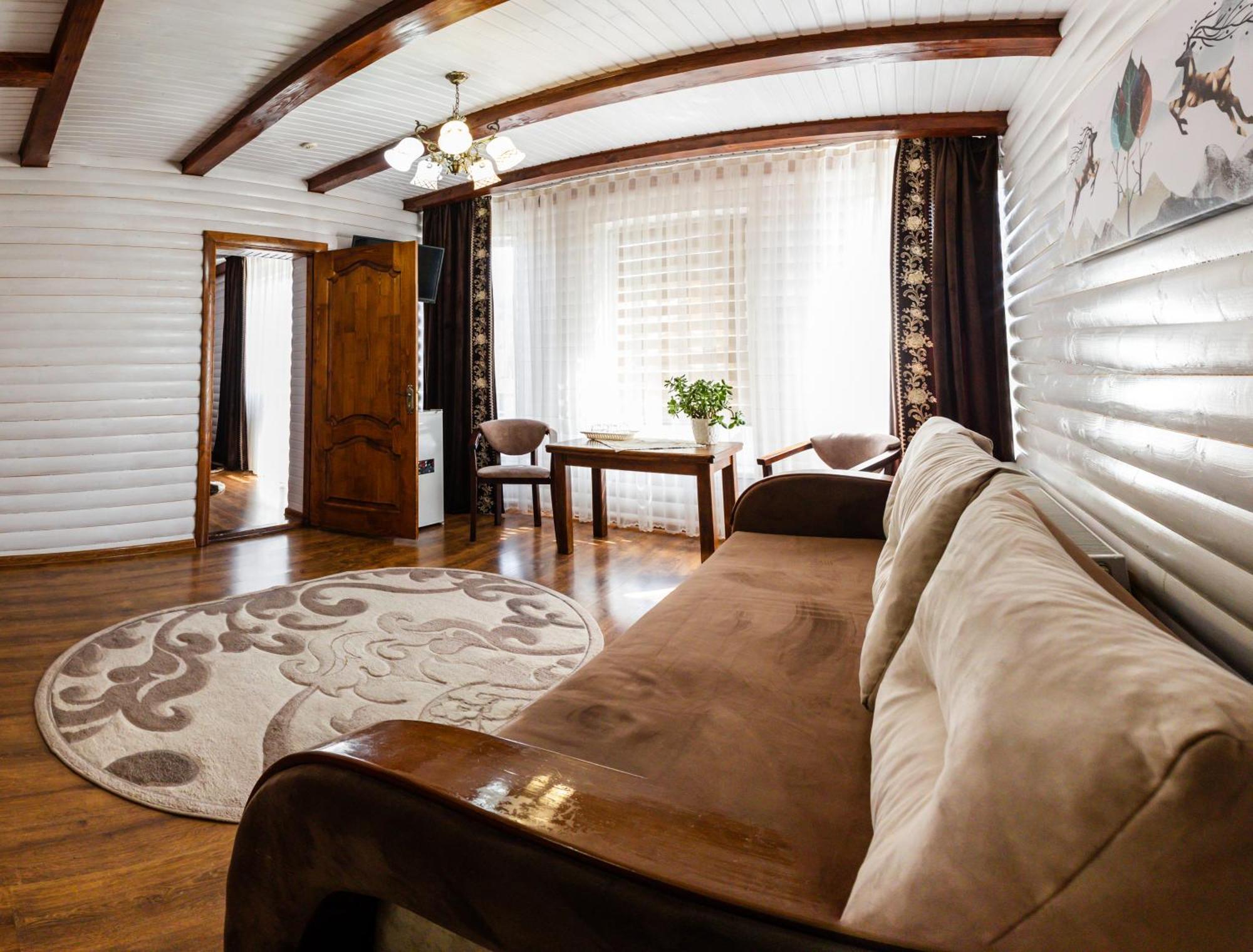 Villa Anet Palyanytsya Buitenkant foto