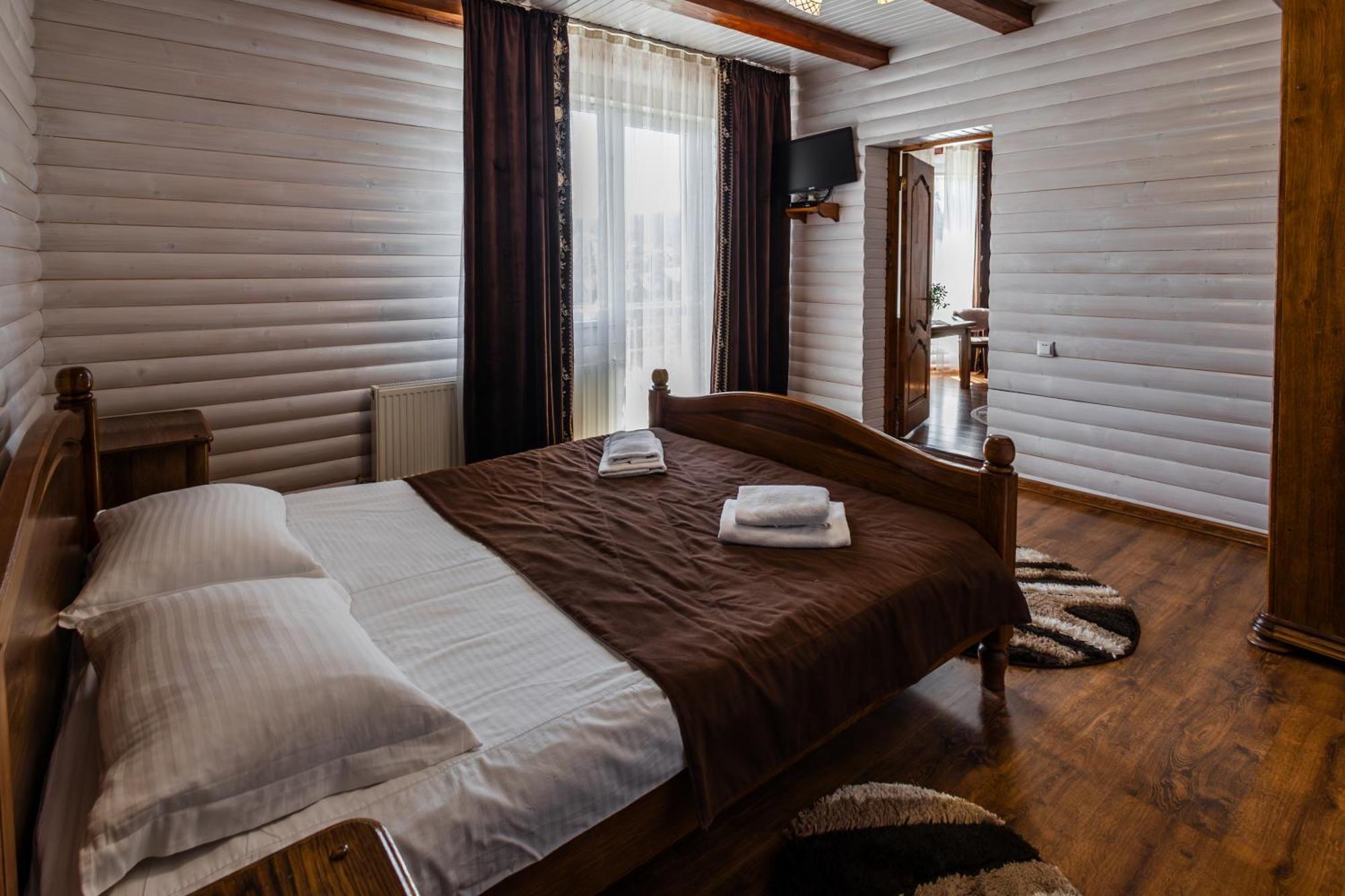 Villa Anet Palyanytsya Buitenkant foto